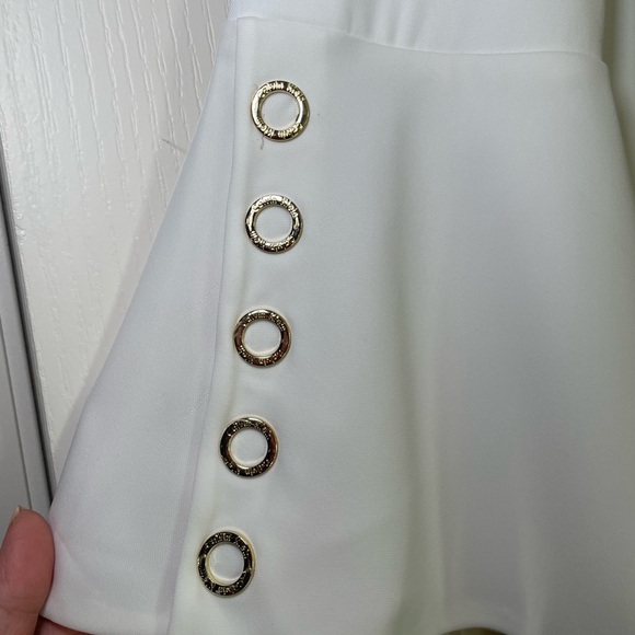 Calvin Klein Off White Dress with flared sleeves sz 8 - Picture 2 of 6